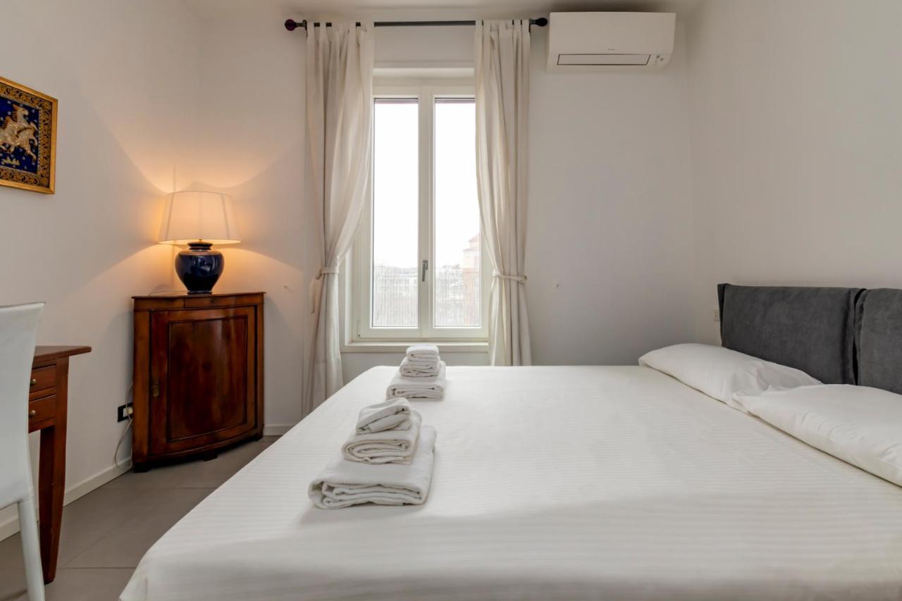 Cosy 1 Bed Flat With Terrace Lejlighed Milano Eksteriør billede